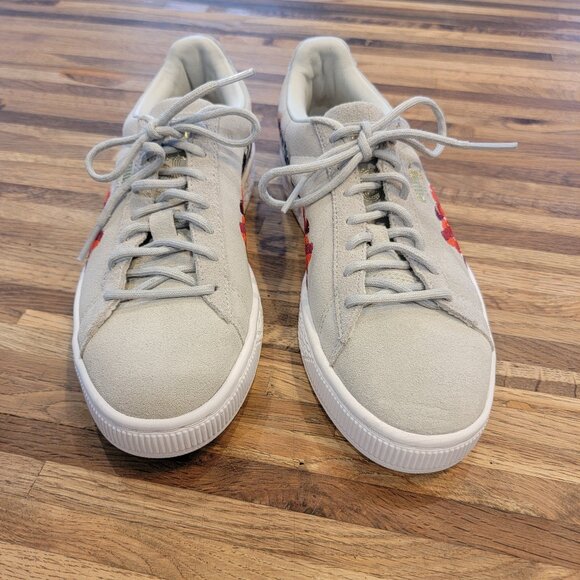 NWOT PUMA Suede Hyper Embelished Womens in Glacier Grey White - Picture 4 of 14